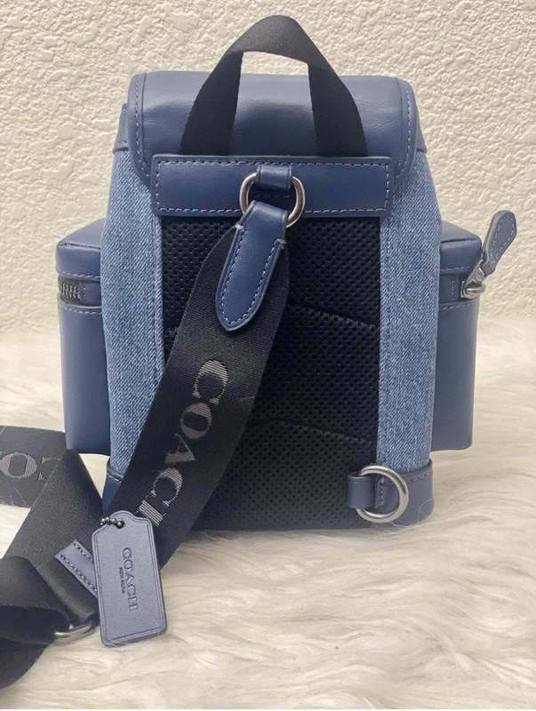 Coach Men’s Sprint Sling Pack Crossbody In Denim/Deep Blue CBF65 NWT