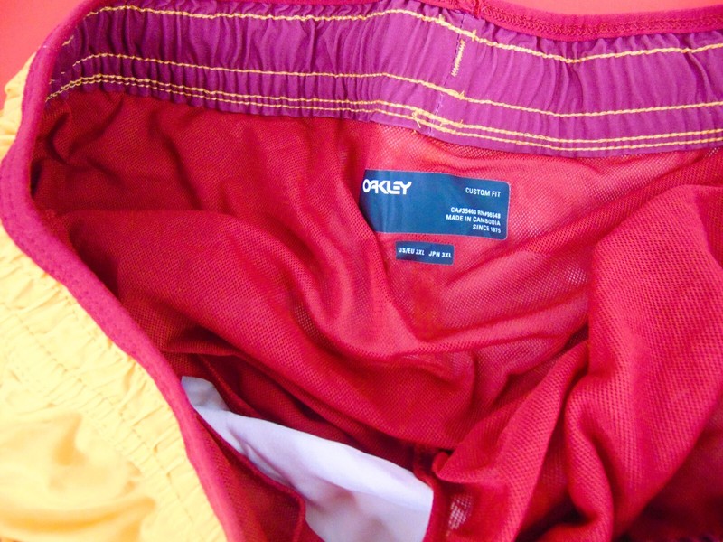Oakley Beach Pixel Mind Bathing Swim Trunks Suit 16" Board Shorts Sz Mens XXL gallery