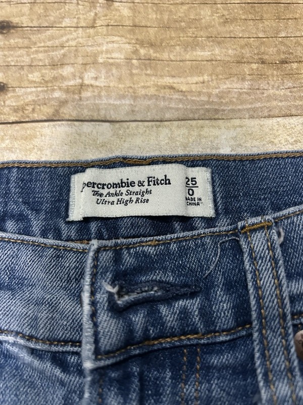 Abercrombie & Fitch Women's Ankle Straight Ultra High Rise Blue Jeans 25 gallery