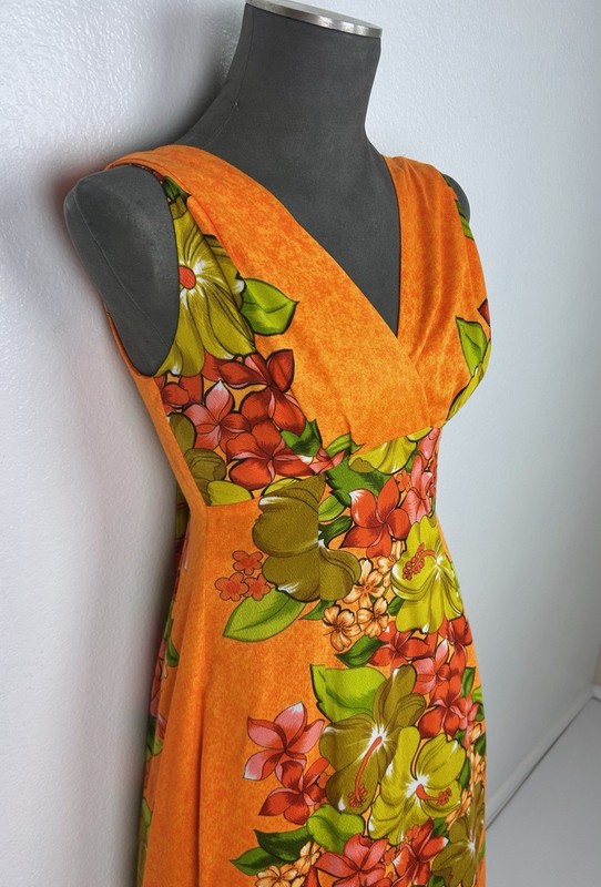 vintage 60s DAY GLO Hibiscus Print Hawaiian Maxi DRESS xs barkcloth orange tiki