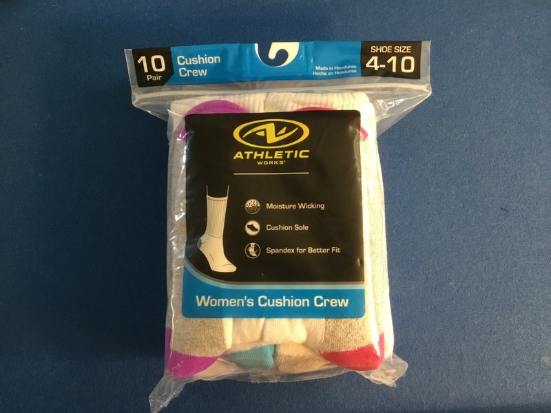 Women's socks (Athletic Works), in sizes 4-10 and 8-12, in various colors 10 pk gallery