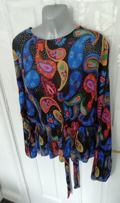 Zara S Black Blue Red Pink Yellow Multi Crinkle Paisley Tie Detail Stretch Top