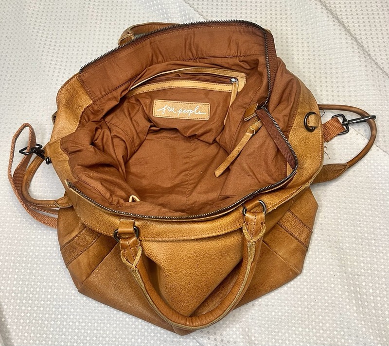 Fantastic“Free People”Tote Free People Leslie Leather Tote Bag adjustable strap gallery