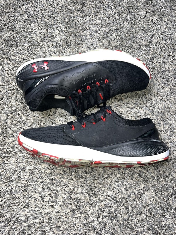 New- Under Armour UA Charged Vantage Marble Running Shoes Black/Red Size 11.5 M gallery