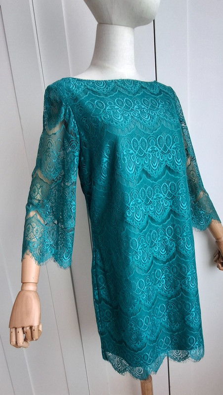 Monsoon Scalloped Lace Dress – Lined With Sheer Sleeves Size UK 12