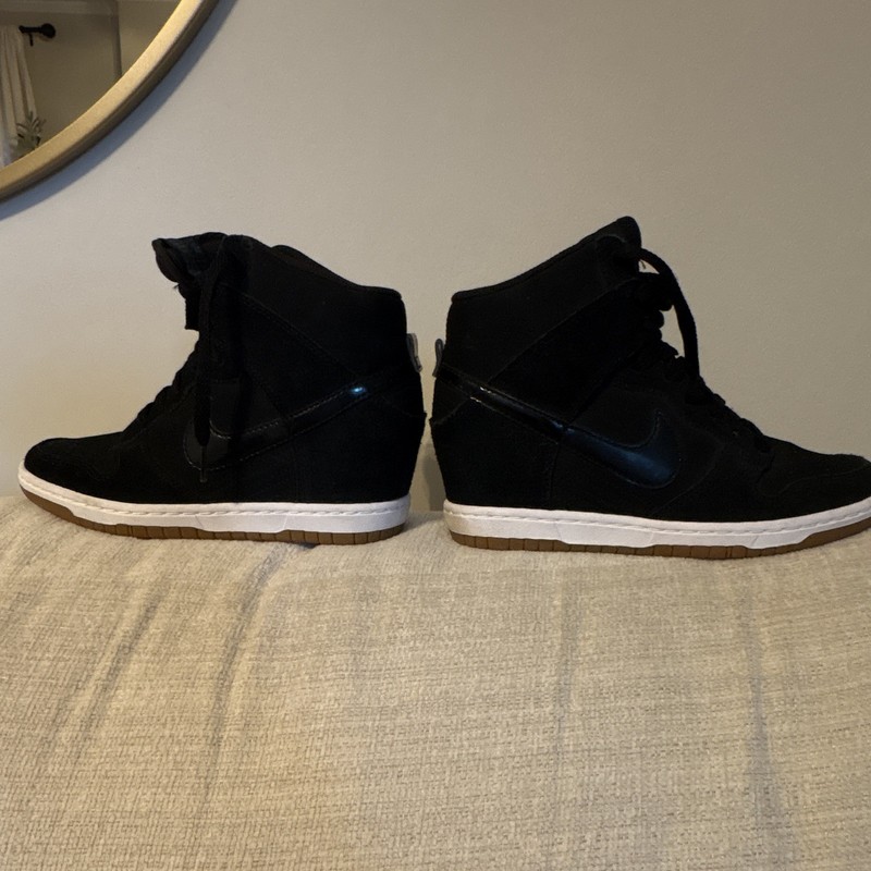 Nike Womens DUNK SKY HI ESSENTIAL ‘BLACK GUM’