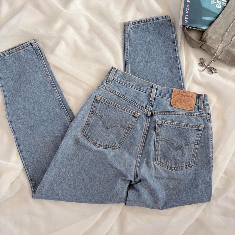 Levi’s 550 Vintage 90s Relaxed Fit Tapered Leg Jeans