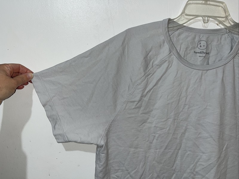 Form & Thread T Shirt Mens XL Beige Gray Short Sleeve Crew Basic Flaws gallery