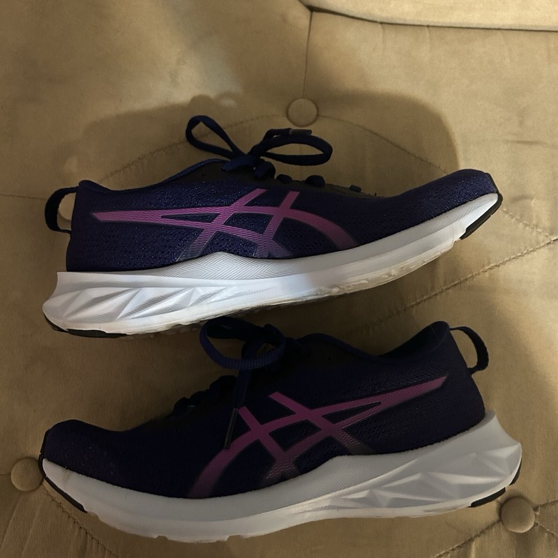 ASICS Women’s 7 Versablast 2 Blue Running Athletic Sneakers