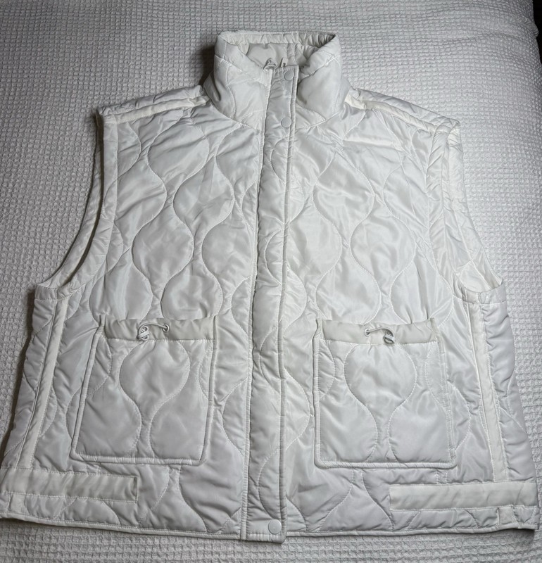 Thread & Supply White Quilted Vest Size L