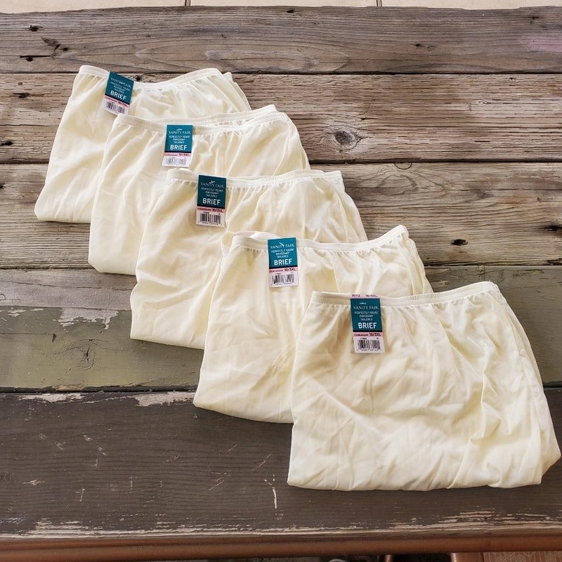 10/3XL Lot 5 Vanity Fair 15712 Perfectly Yours Ravissant Tailored Brief Panty