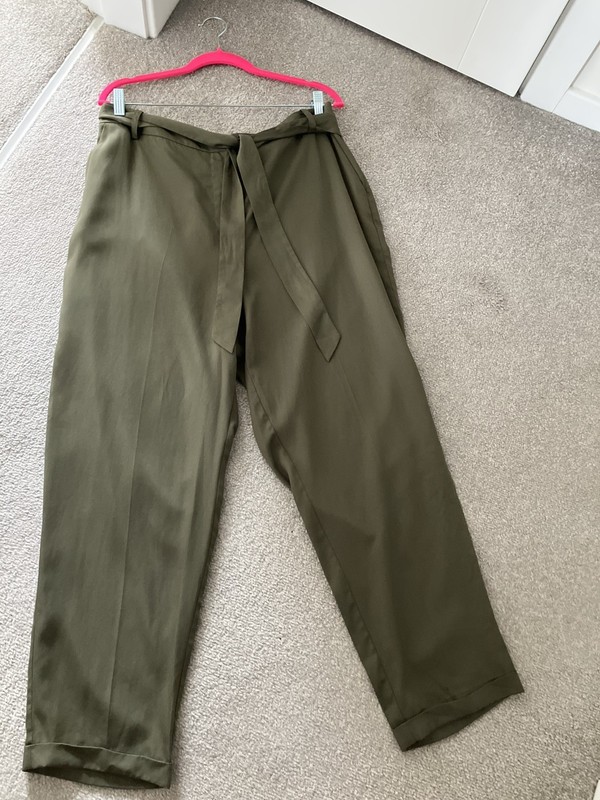 Jaeger Size 16 Khaki Green High Waist Tapered Trousers Ankle Length 27.5 in gallery
