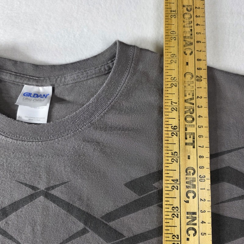 Toyota Tundra T-Shirt Sz XL Charcoal Gray gallery