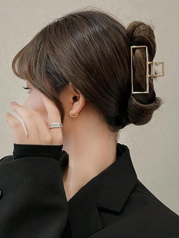 1x Metal Hollow Hair Claw Clips, Square / Semi-Circle, Non-Slip Hair Barrettes gallery