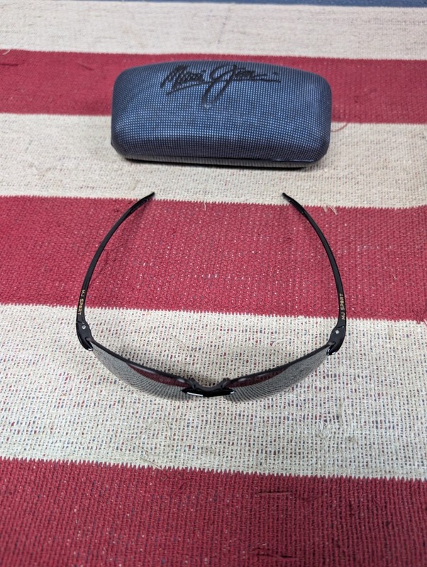 Maui Jim 421-02 Sunglasses Sugar Beach Black Grey Polarized Rimless Lenses gallery