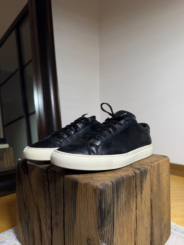 Common Projects Achilles Leather Sneakers in Black Size 43EU gallery
