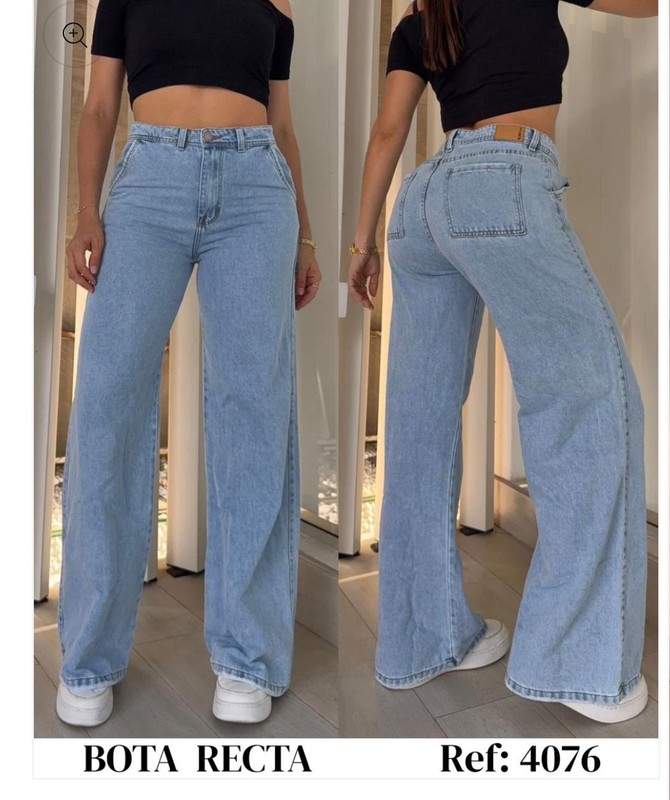 Women’s Light Wash Blue Denim Straight-Leg Jeans High Rise Button Zip Pockets