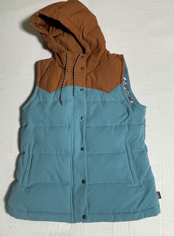 Womens Patagonia Teal/Orange Bivvy Down Vest with Mushroom Lining (Size L)