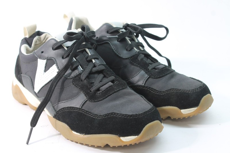 Vionic Women’s Walk Slim Glide Black/Black Sneakers Floor Sample 9W
