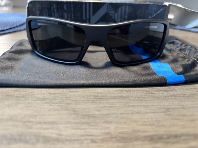 OAKLEY Gascan Sunglasses THIN BLUE LINE Matte Black/Grey OO9014-11 Open Box