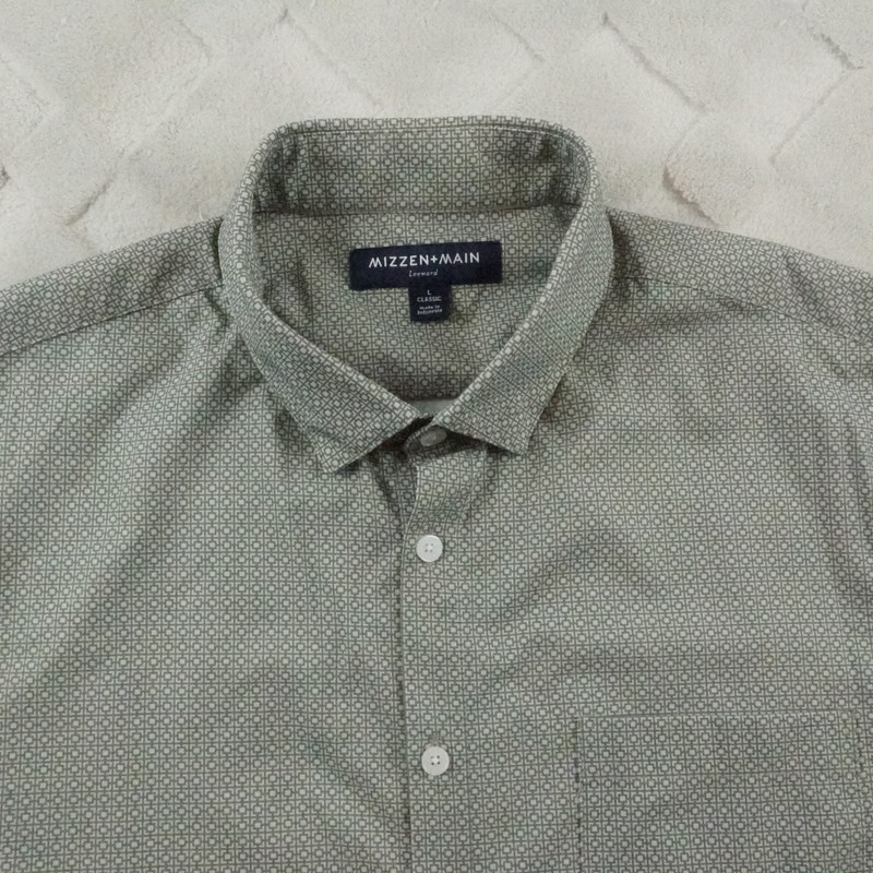 Mizzen+Main Leeward Button Up Shirt Mens Large Classic Fit Geometric Print