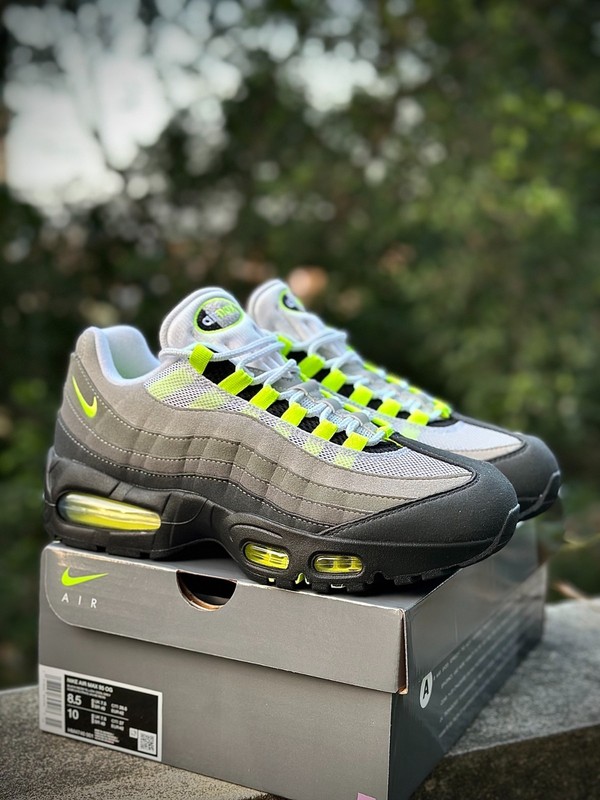 Nike Air Max 95 OG Grey Black Neon Volt Yellow Men Classic Athletic Shoes