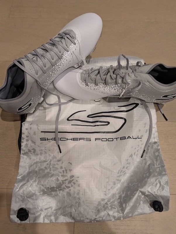 Skechers Men’s Razor 1.5 Elite Soccer Cleats Electrum Pack 252020 WSL carbon 12