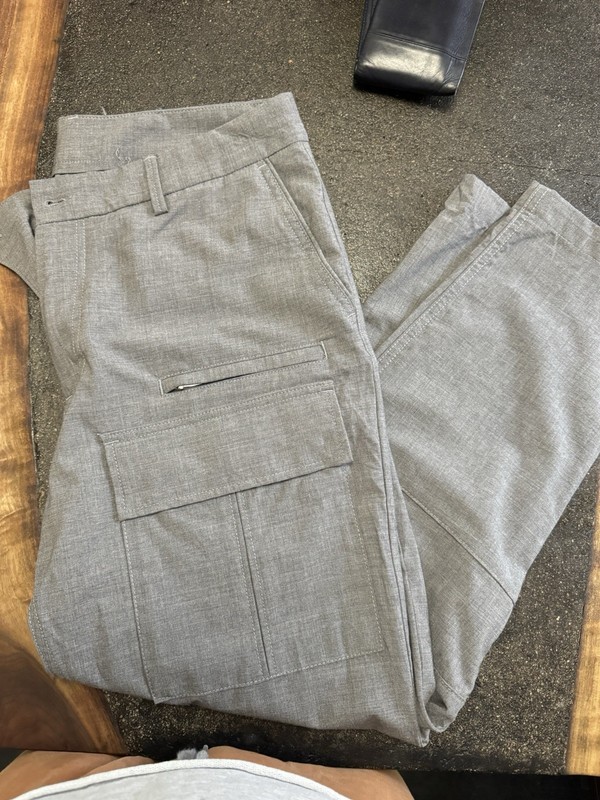 Eleventy Men’s Gray Wool Stretch Cargo Pants 34 Flat Front