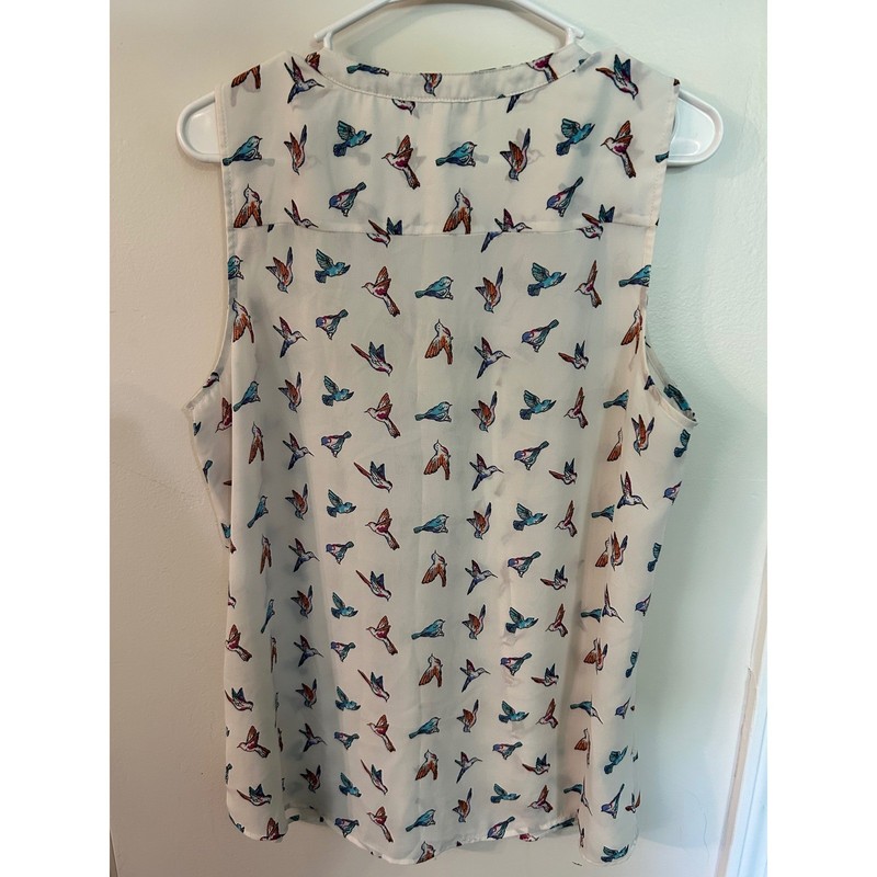 DR2 Women Sleeveless Bird Print Blouse White Pintuck V-Neck Top Large gallery